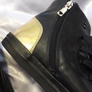 Love Moshino Black Leather high sneakers